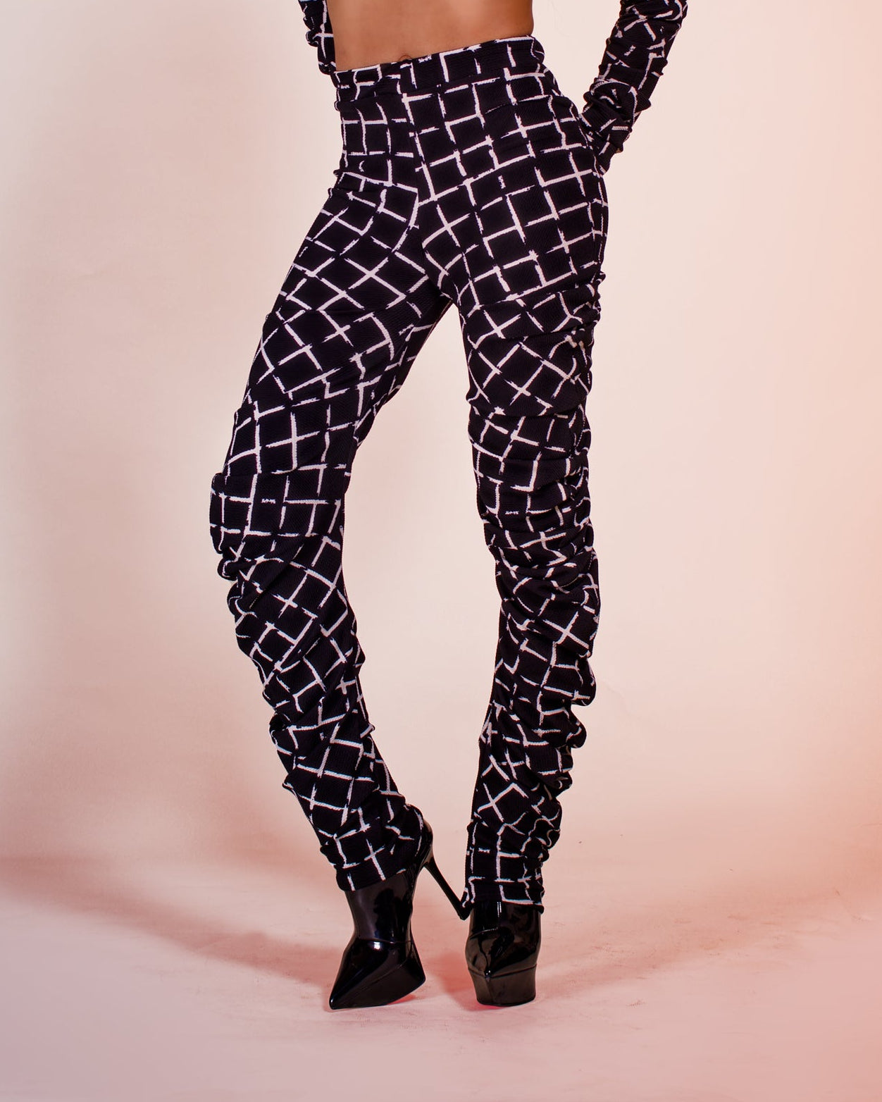 Touch of Madness - Checkered Circle Pants