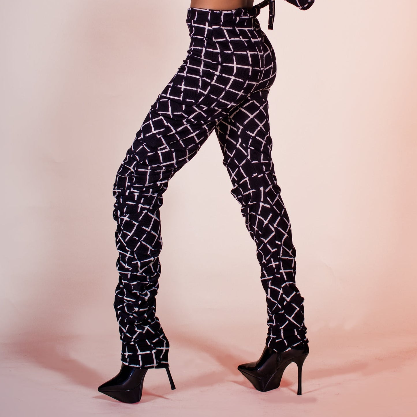 Touch of Madness - Checkered Circle Pants